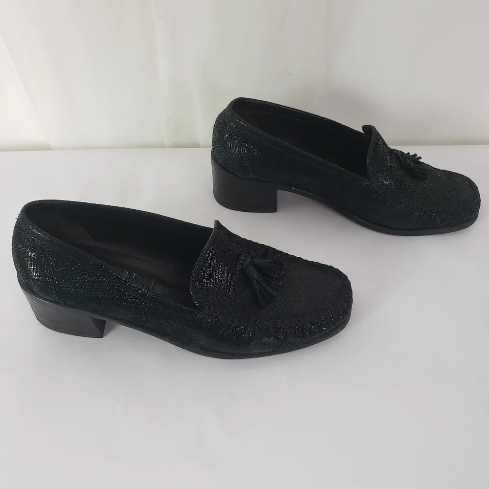 Stuart Weitzman black suede and leather chunky heel loafer metallic sheen 7.5